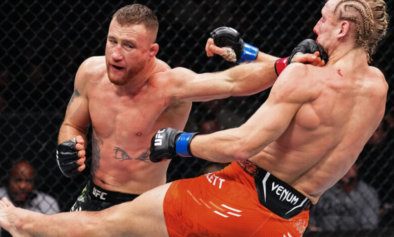 Justin Gaethje hits Paddy Pimblett at UFC 324