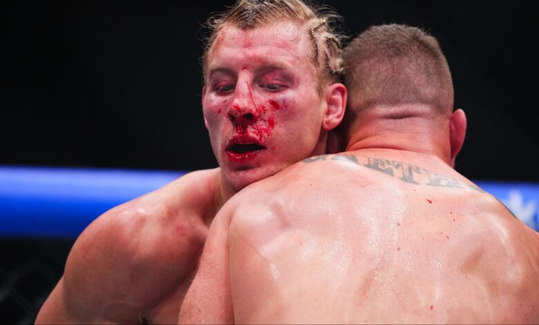 Paddy Pimblett grapples with Justin Gaethje at UFC 324