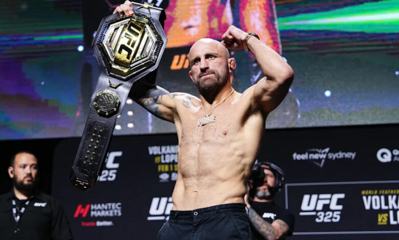 Alexander Volkanovski UFC 325 weigh ins
